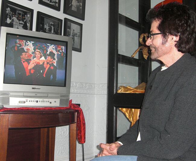 George shares his comments and memories while watching the Minstrel Number